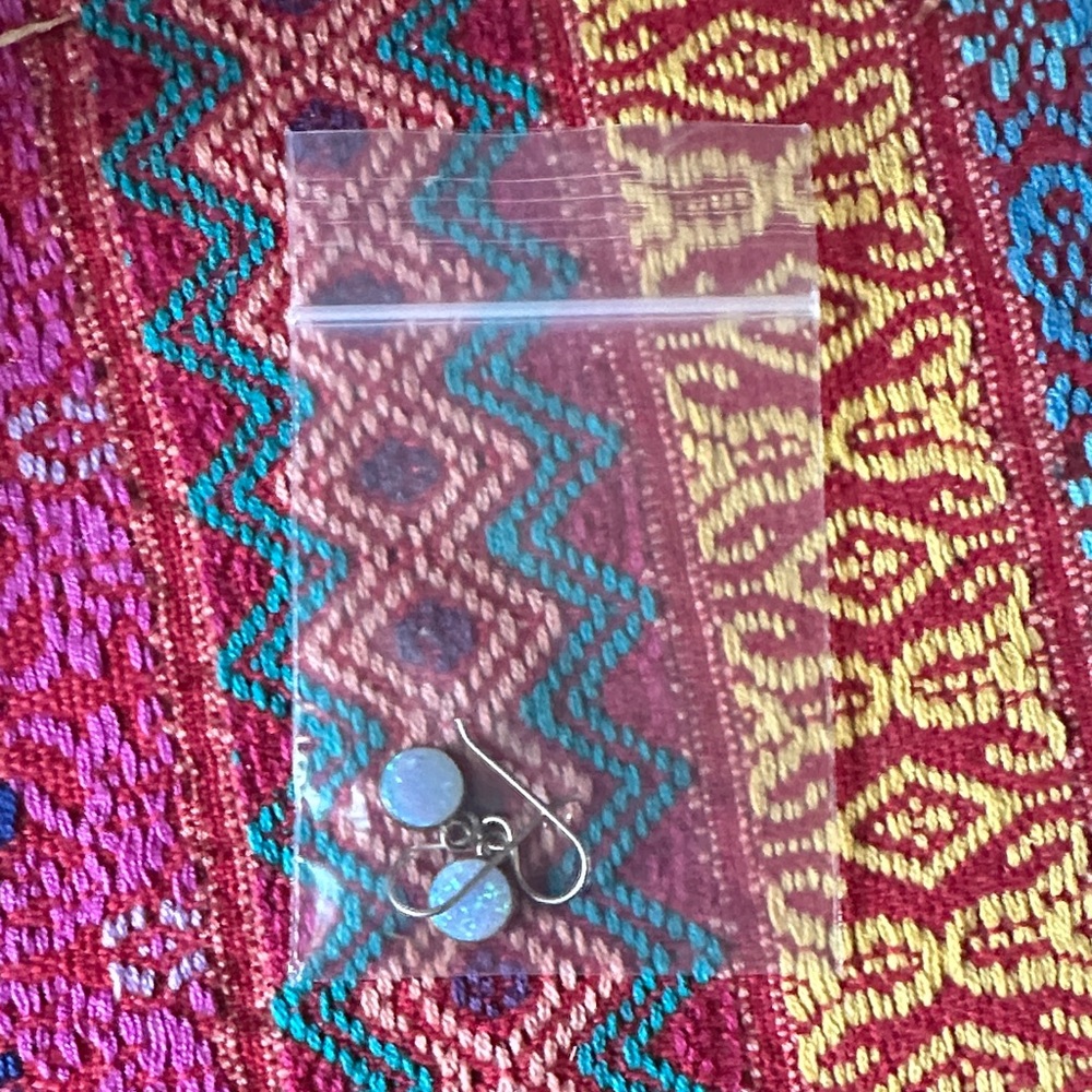 Fashion earrings FREE with purchase